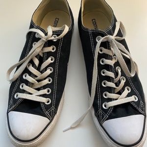 Converse Chuck Taylor Black All Star Low Shoes Men's 10 / Women's 12